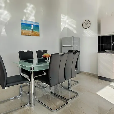 Cezar Luxury Apartment Omis Exterior photo