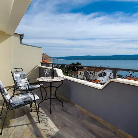 Cezar Luxury Apartment Omis Exterior photo