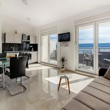 Cezar Luxury Apartment Omis Exterior photo