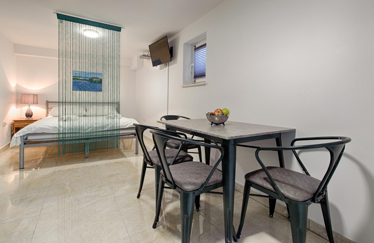 Cezar Luxury Apartment